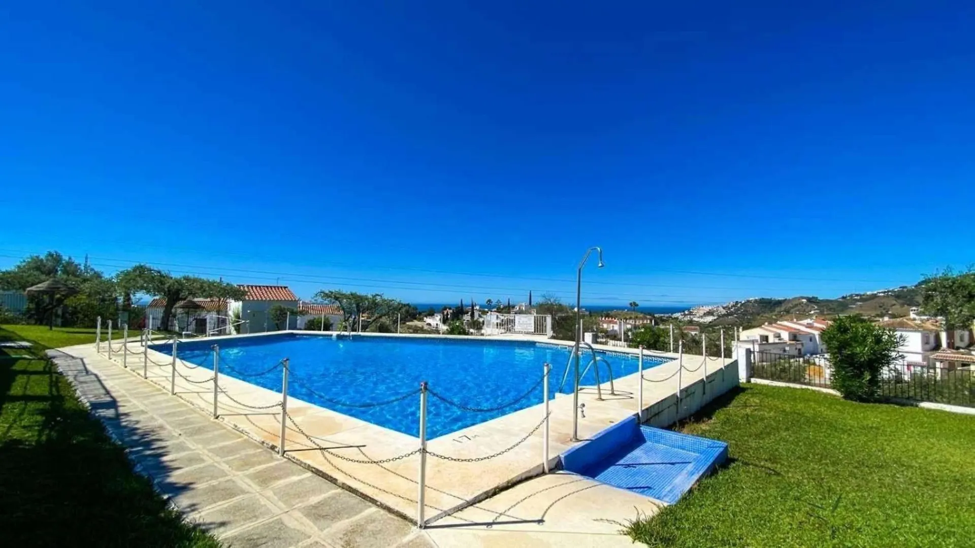 Ferienwohnung Fuer 4 Personen Ca 70 Qm In Nerja, Andalusien Costa Del Sol Apartment Nerja