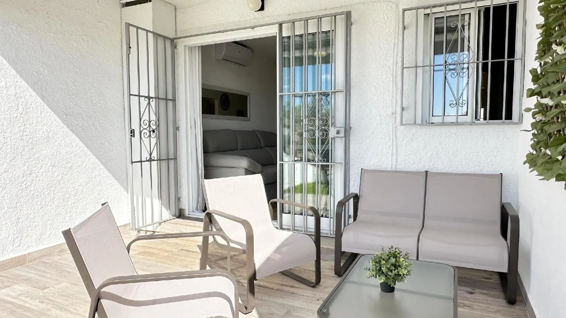 Apartment Ferienwohnung Fuer 4 Personen Ca 70 Qm In Nerja, Andalusien Costa Del Sol